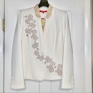 Catherine Malandrino embroidered beige and white blazer jacket size 8